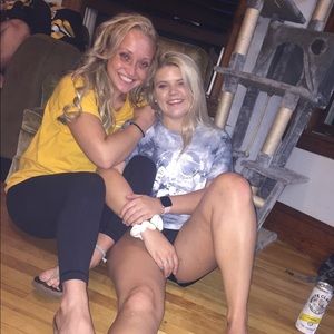 Meet your Posher, Isabel